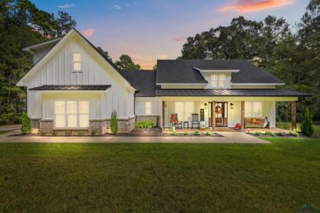 255 County Road 1596