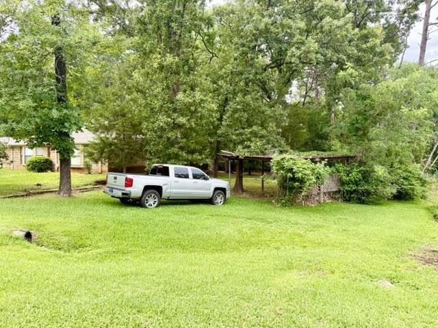 Image 3: Yard, Yard