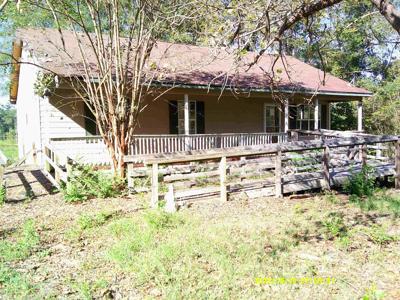 5961 Club Drive