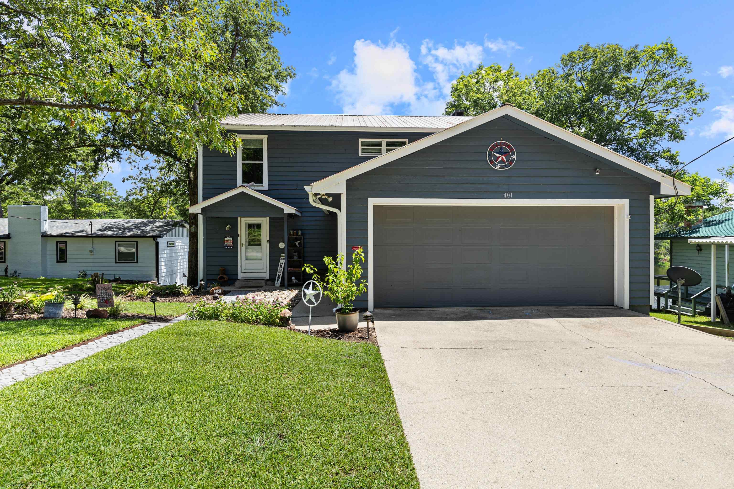 Image 0: 401 Tangiers