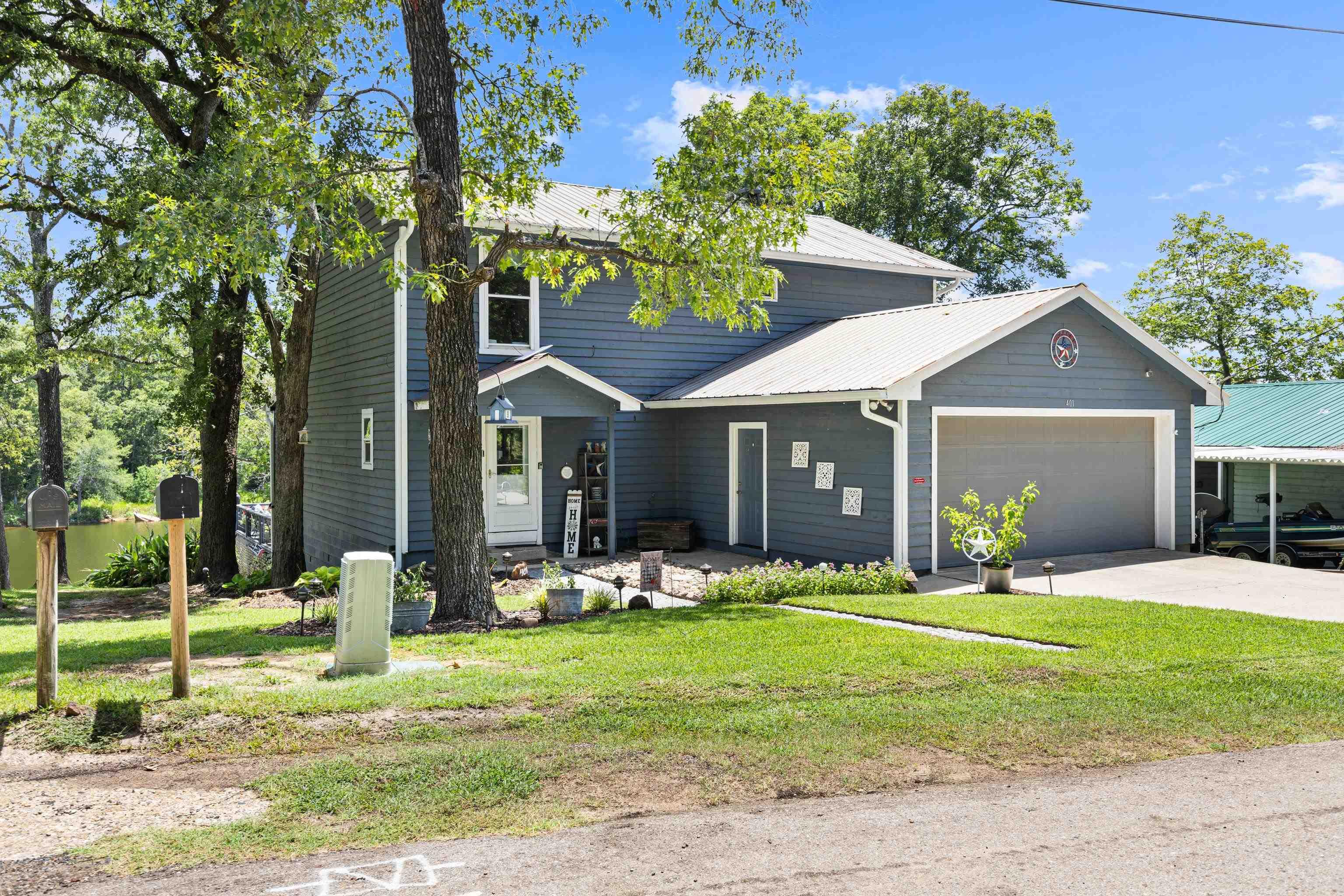 Image 3: Front of Home