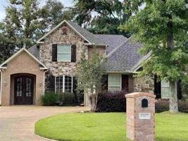 1007 Riverwood