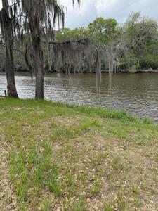 1869 Pine Island Rd