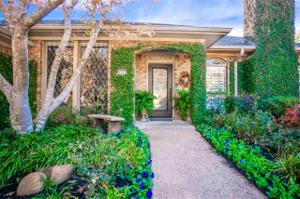 1122 Heather Lane