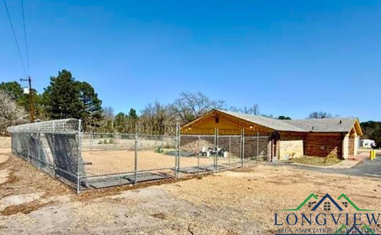 Image 1: View of yard, Yard