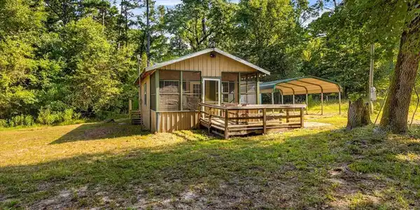 320 Tall Pines Rd.