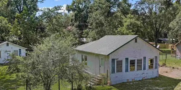139 Sandra St