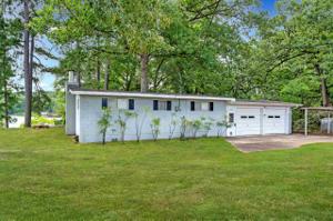 416 W Lake Devernia