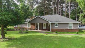 208 Magnolia Ln.