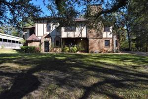 17227 Forest Ln (CR 2302)