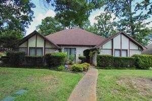 1215 Heather Ln