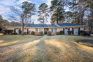 1505 Willowview Street
