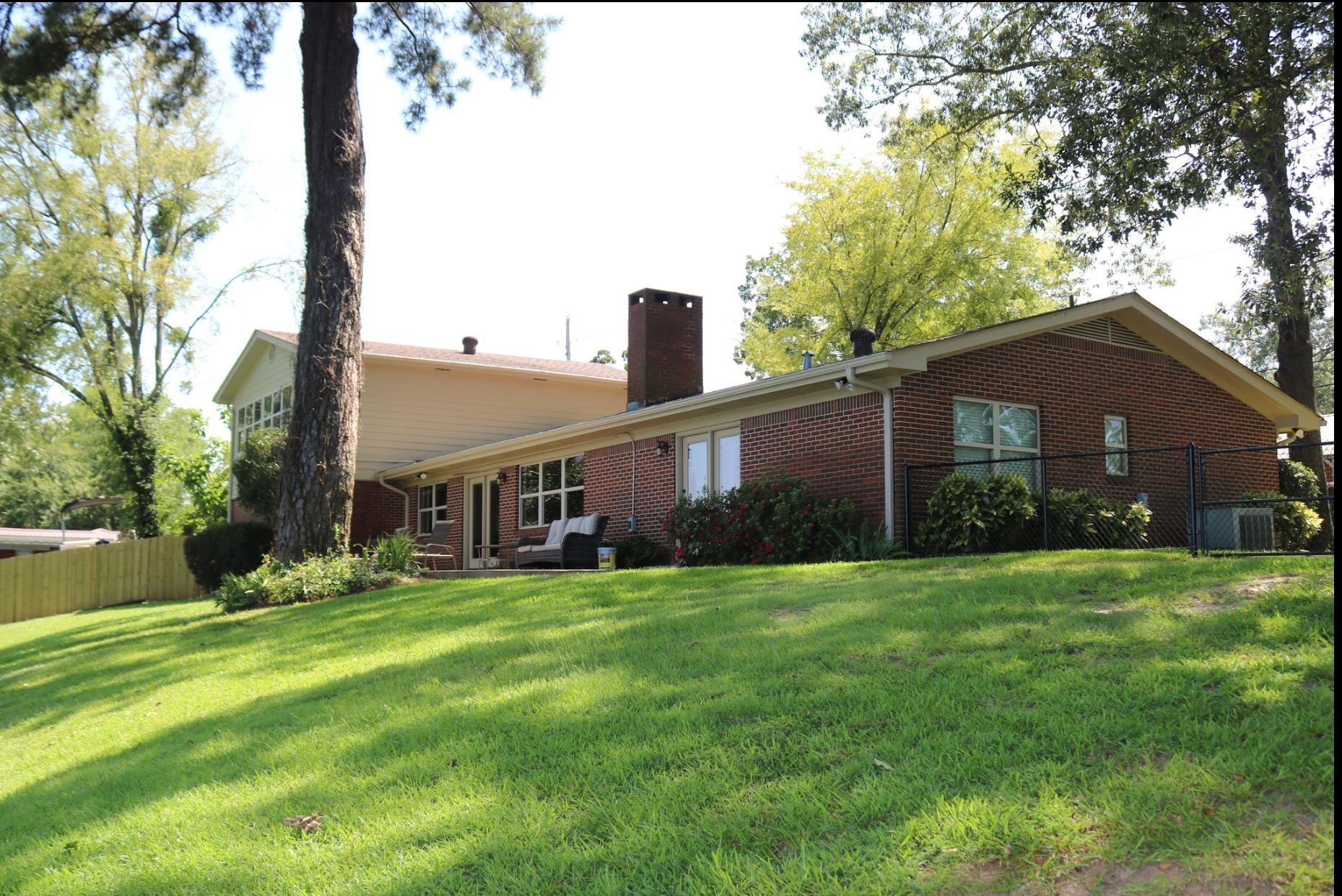 1622 W LAKE DR, Gladewater, TX lhrmls01115476