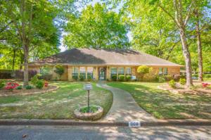 608 Town Oaks Cir