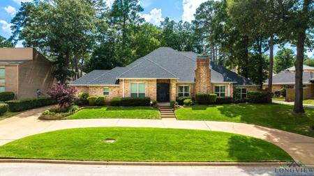 1405 Meandering Way