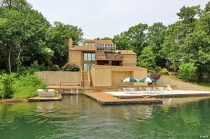 672 W Capri Drive