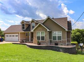 613 Marseilles Dr
