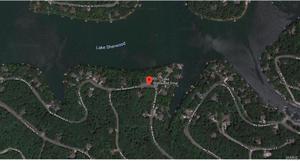 1572 S Lake Sherwood