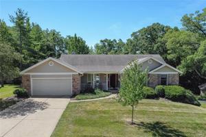 16 Laurel Oaks Court