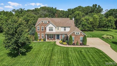 221 Stoneledge