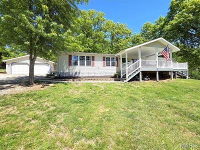 34045 Lake Shore