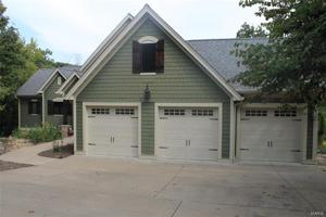 1810 Shield Court