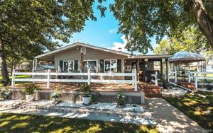 1744 Lakeshore Drive