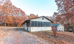 610 Lakeshore Drive