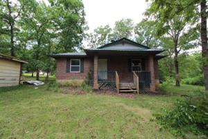 10016 Mockingbird Drive