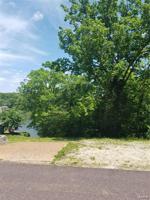 5794 S Lakeshore