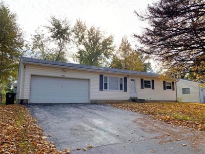 1430 Broadlawns