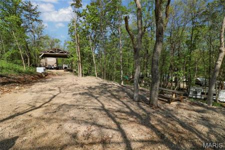 6556 Cedar Lake