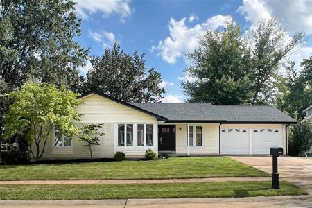 15416 Strollways