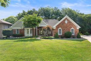 6 Regency Circle