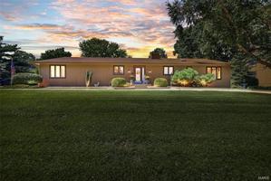 11 Rue Grand Drive