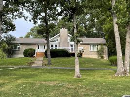 6770 S Lakeshore