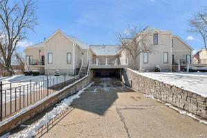 1486 Lake Knoll