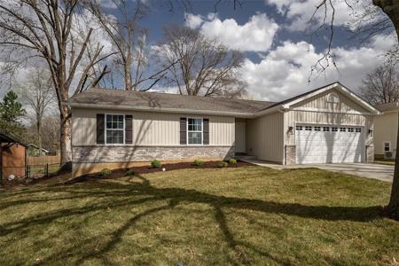 5 Oak Bluff