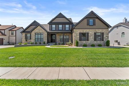 16936 Lake Meadow