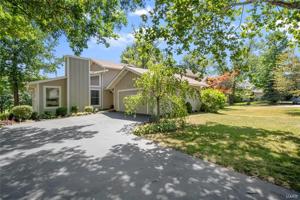 821 Briarwood Court
