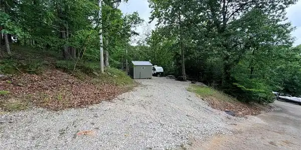 5150 Northview