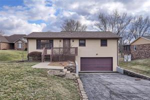37 Shore Drive SW