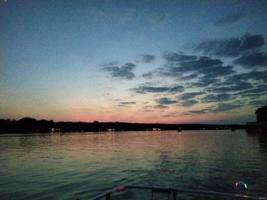 575 Lakeside