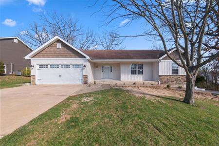 10610 Village Dr. W