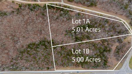 1600 Hawkwood Trail