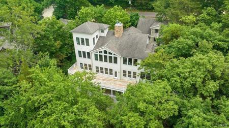 816 Gray Friar
