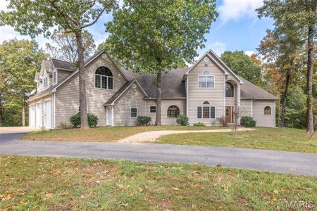 483 Red Brick