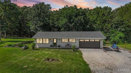 4021 Lakewood