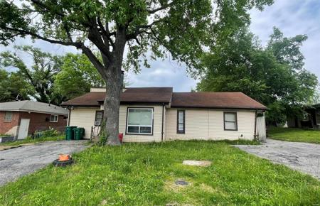 1209 Lakeview