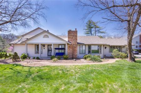 2306 Manor Grove